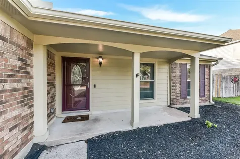 4010 Spring Branch Drive W Pearland TX 77584
