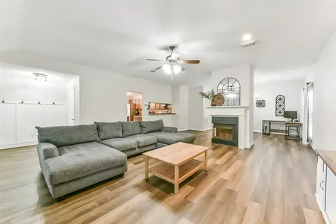 4010 Spring Branch Drive W Pearland TX 77584