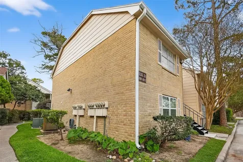 2800 Jeanetta Street 2003 Houston TX 77063