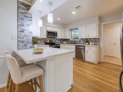14131 Hillvale Drive Houston TX 77077