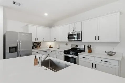 1386 Antigua Drive Conroe TX 77301