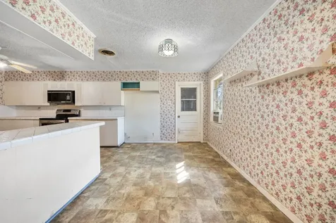 13038 4th Street Santa Fe TX 77510
