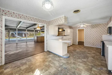 13038 4th Street Santa Fe TX 77510