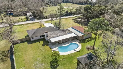 13038 4th Street Santa Fe TX 77510