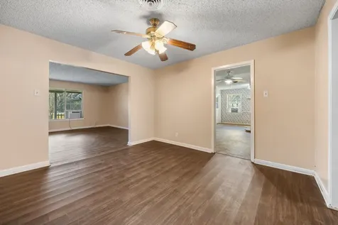 13038 4th Street Santa Fe TX 77510