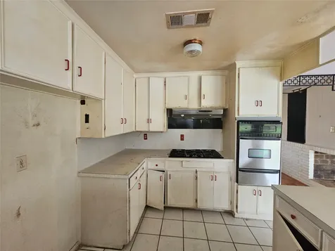 5327 Knotty Oaks Trail Houston TX 77045