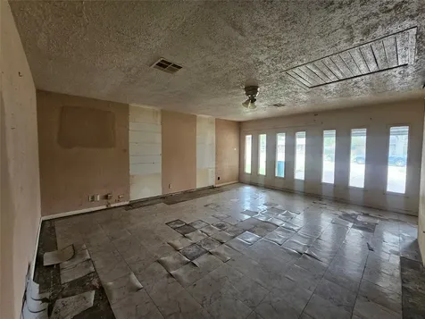 5327 Knotty Oaks Trail Houston TX 77045