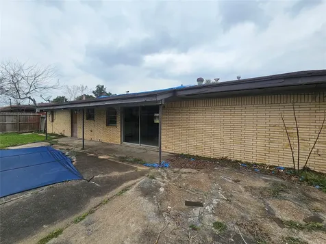 5327 Knotty Oaks Trail Houston TX 77045
