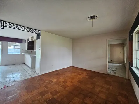 5327 Knotty Oaks Trail Houston TX 77045