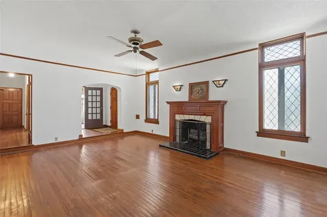 4502 Avenue O Galveston TX 77551