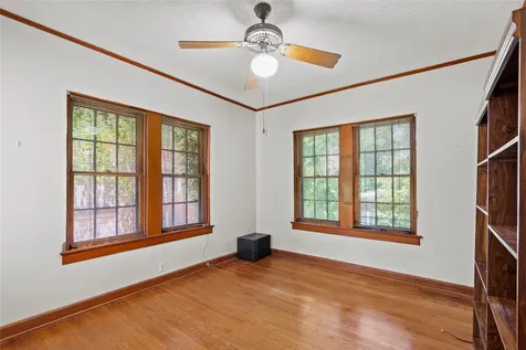 4502 Avenue O Galveston TX 77551