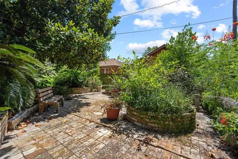 4502 Avenue O Galveston TX 77551