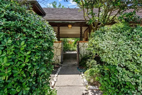 4502 Avenue O Galveston TX 77551