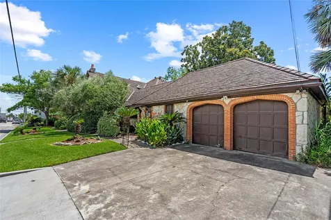 4502 Avenue O Galveston TX 77551