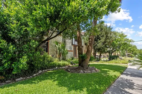 4502 Avenue O Galveston TX 77551