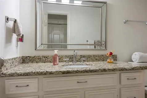 11743 Wickhollow Lane Houston TX 77043