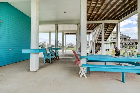 935 Clara Street Crystal Beach TX 77650