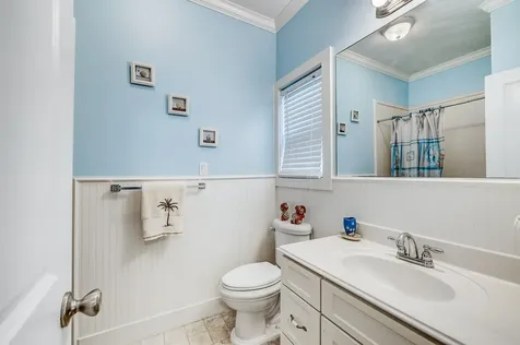 935 Clara Street Crystal Beach TX 77650