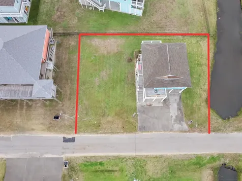 935 Clara Street Crystal Beach TX 77650