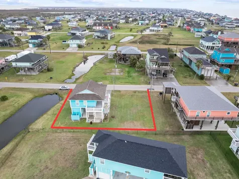 935 Clara Street Crystal Beach TX 77650
