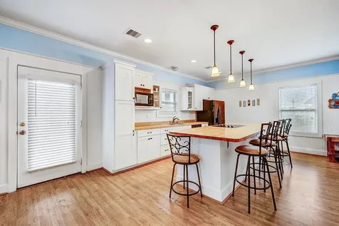 935 Clara Street Crystal Beach TX 77650