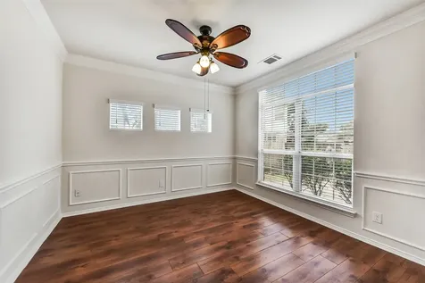 522 Cedar Point Drive League City TX 77573