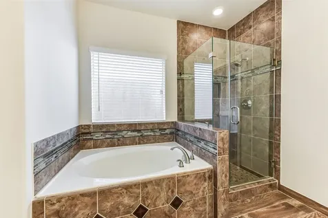 522 Cedar Point Drive League City TX 77573
