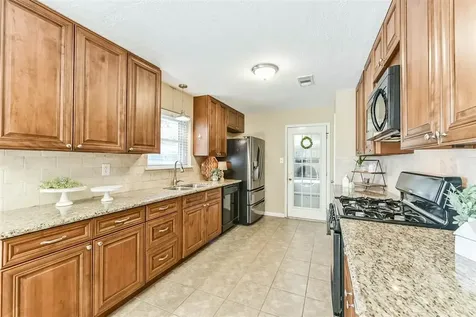 1518 Neptune Lane Houston TX 77062