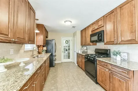 1518 Neptune Lane Houston TX 77062
