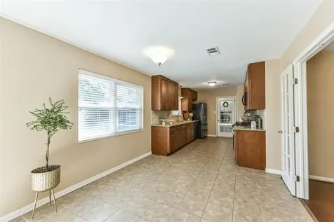1518 Neptune Lane Houston TX 77062