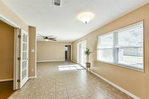 1518 Neptune Lane Houston TX 77062