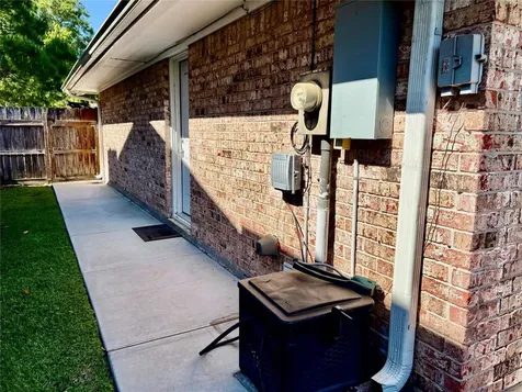1518 Neptune Lane Houston TX 77062