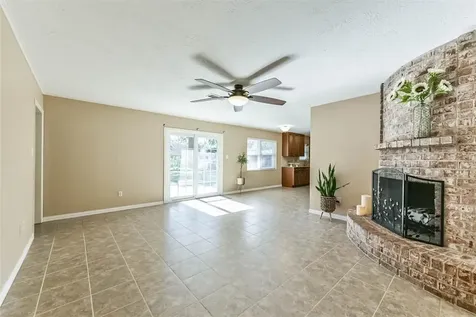 1518 Neptune Lane Houston TX 77062