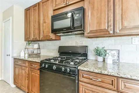 1518 Neptune Lane Houston TX 77062