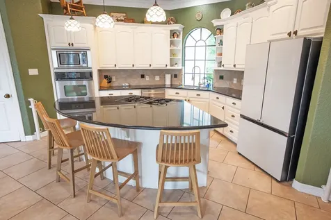 56 English Oak Court Lake Jackson TX 77566