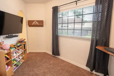 56 English Oak Court Lake Jackson TX 77566