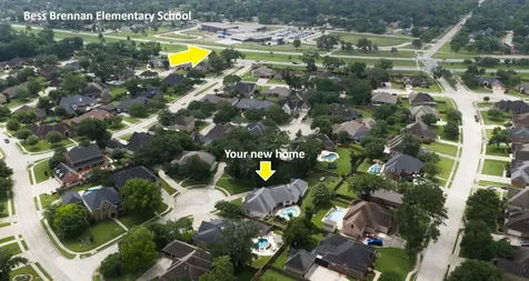 56 English Oak Court Lake Jackson TX 77566
