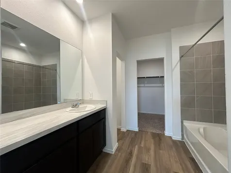 1739 Royal Rim Drive Houston TX 77014