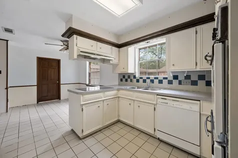 2006 Running Springs Drive Kingwood TX 77339