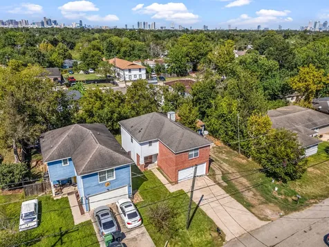 6418 England Street Houston TX 77021