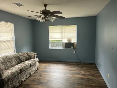 1301 Adell Street Bay City TX 77414
