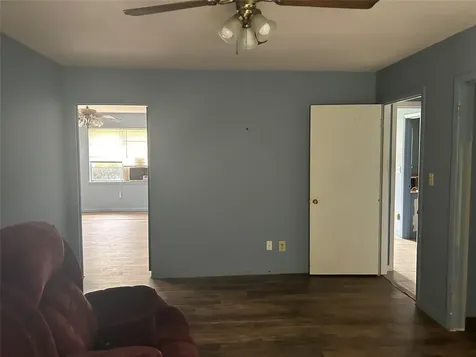 1301 Adell Street Bay City TX 77414