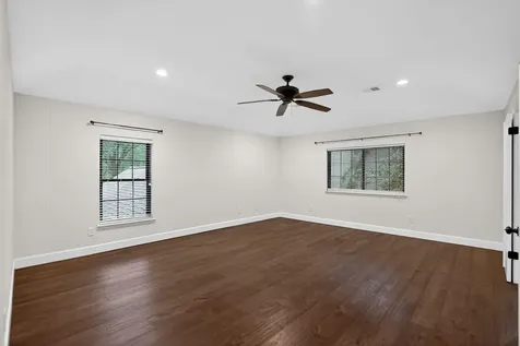 26 Thorn Berry Place The Woodlands TX 77381