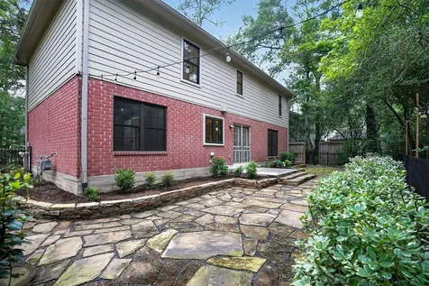 26 Thorn Berry Place The Woodlands TX 77381