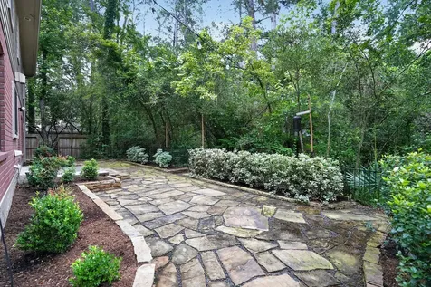 26 Thorn Berry Place The Woodlands TX 77381