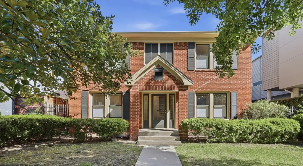 2132 Tangley Street Houston TX 77005
