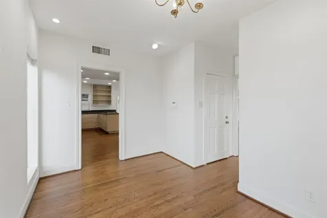 2132 Tangley Street Houston TX 77005