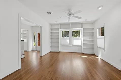 2132 Tangley Street Houston TX 77005
