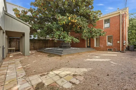 2132 Tangley Street Houston TX 77005