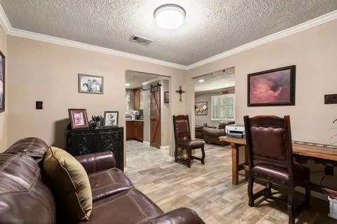 2015 Mccrary Road Richmond TX 77406